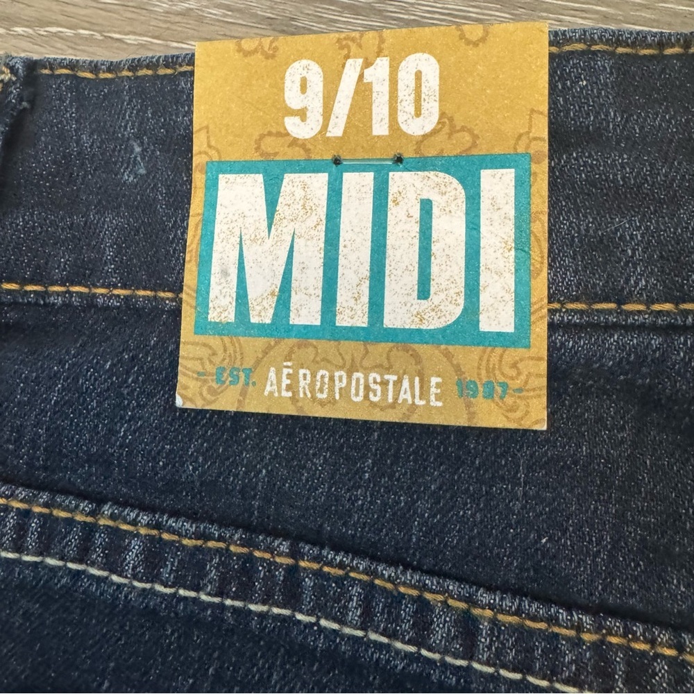 Aeropostale Women's Size 9/10 Midi Blue Jean Short Shorts 3 1/2” Inseam NWT - Picture 6 of 8